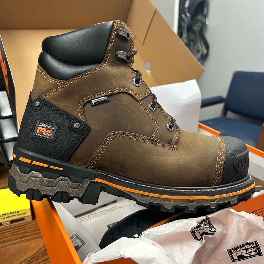 Timberland PRO Brown High-Top Work Boots with Reinforced Toe